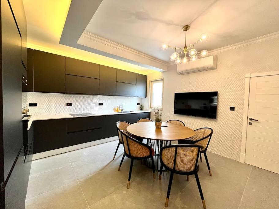 Beautiful 4-Bedroom Townhouse In Sliema Buitenkant foto