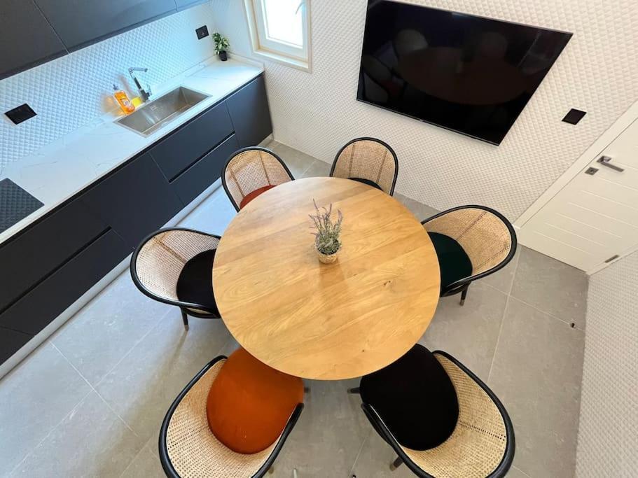 Beautiful 4-Bedroom Townhouse In Sliema Buitenkant foto